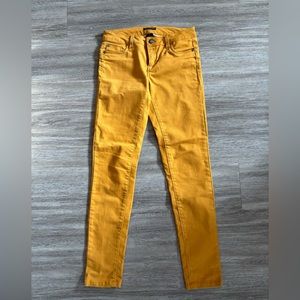 Yellow Skinny Jeans, Low rise